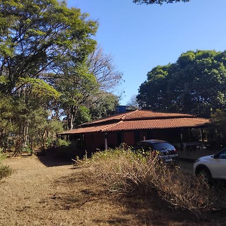 Sitio Bemtevi - Jockey Camping - Uberlandiaヴィラ エクステリア 写真