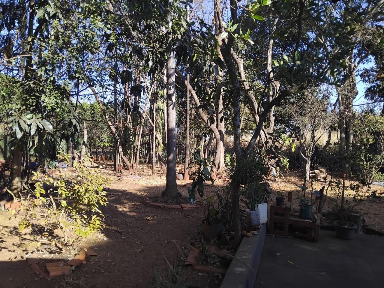 Sitio Bemtevi - Jockey Camping - Uberlandiaヴィラ エクステリア 写真