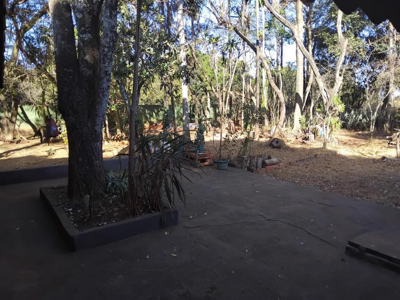 Sitio Bemtevi - Jockey Camping - Uberlandiaヴィラ エクステリア 写真